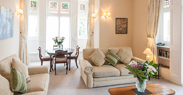 Gilbert Holiday Suite